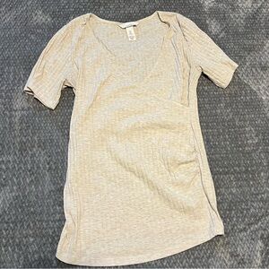 H&M mama ribbed maternity/nursing top